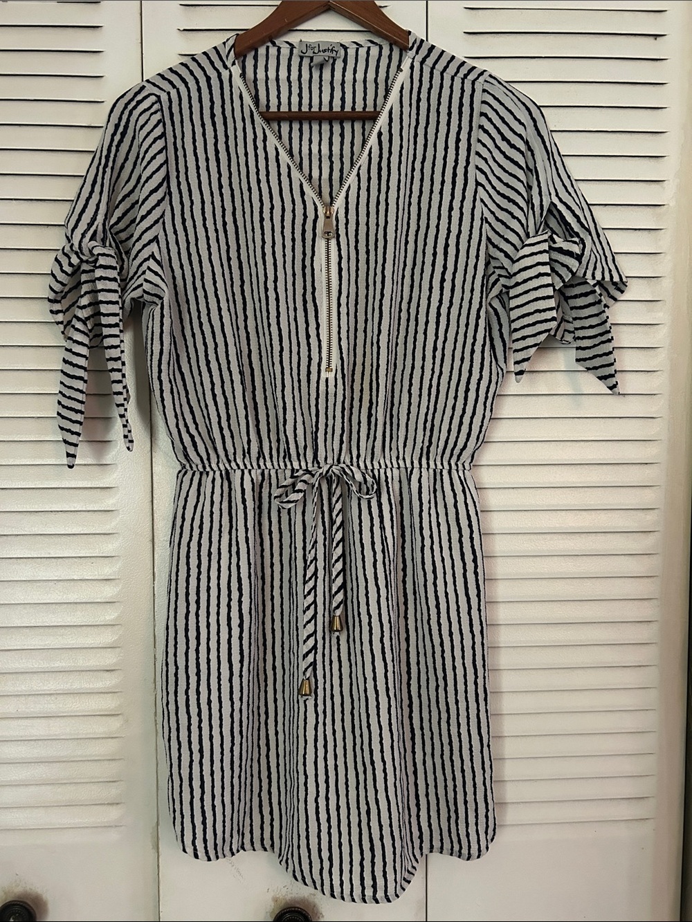 J for Justice Striped Tie-Sleeve Drawstring Dress - Navy & White. Size Medium.